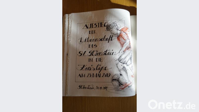 Herrlich gestaltet ist die Seite im Goldenen Buch der Gemeinde. Bild: arw