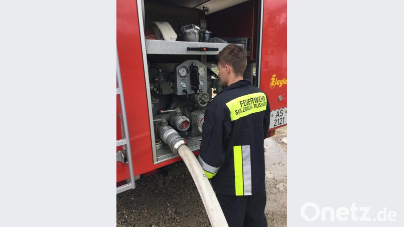 Nicht nur Tragkraftspritzen muss man bedienen können, nein auch festeingebaute Pumpen gehören dazu. Bild: egl
