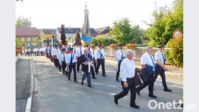 Festzug zu 120 Jahre Krieger- und Soldatenkameradschaft Haidenaab-Göpmannsbühl. Bild: hai