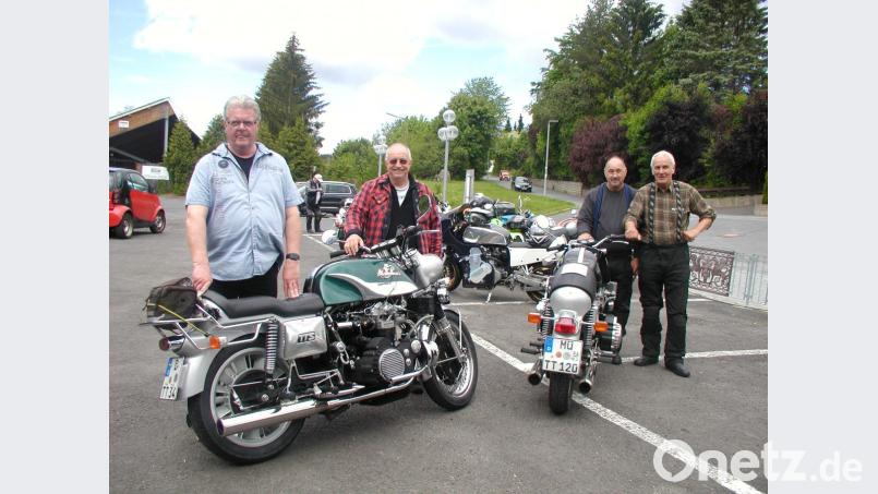 Von links:
Club-Vorstandsmitglied Peter Schmidt, Organisator Ralph Blum, Michael Sattler und Paul Brinkmann. Bild: gis