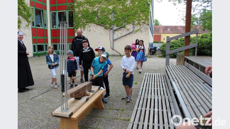 Station beim Schulfest Bild: cs