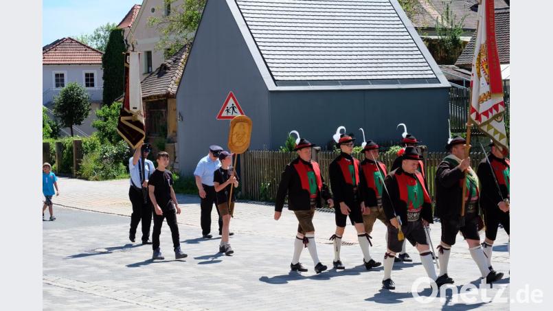 150 Jahre Freiwillige Feuerwehr Etzenricht Bild: wlr