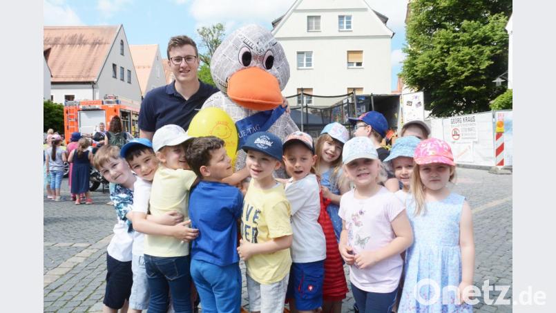 Foto mit der Reporter-Ente Paula Print von den Oberpfalz Medien. Bild: Gabi Schönberger