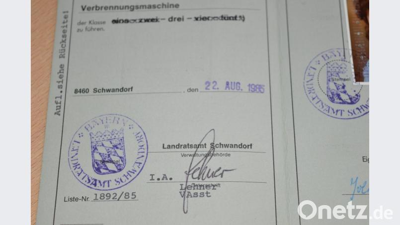 Die Tage der grauen Führerscheine sind gezählt, denn am 19. März trat der Stufenplan für die Umtauschfristen in Kraft. Bild: bej