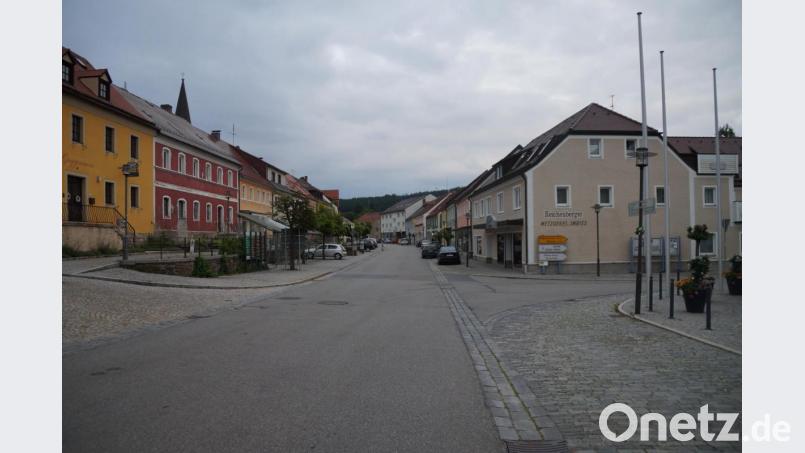 Die Hauptstraße eigne sich für Geschäfte, Gastronomie und Kommunikationszentren. Bei der Abschlusspräsentation wurde für leere Häuser eine Nutzung als Radlhotel, Café oder Gemeinschaftshaus ins Spiel gebracht. Bild: weu