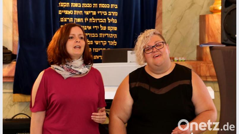 Das Duo „Soulmate“, Bettina Mildner (rechts) und Stefanie Gröger (links), singen für die Kinderkrebshilfe. Bild: mef