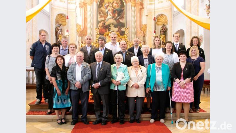 Jubelkommunion in Neualbenreuth Bild: Foto Hummer