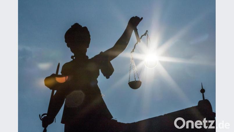 Eine Statue der Justitia. Foto: Frank Rumpenhorst/Archivbild Bild: Frank Rumpenhorst
