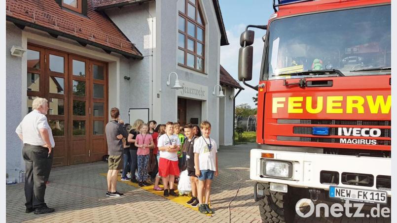 Warum der tote Winkel auch als &quot;Todes-Winkel“ bezeichnet wird, können die Dritt- und Viertklässler der Grundschule nach dem gleichnamigen Verkehrssicherheitsprogramm nachvollziehen. Bild: ü