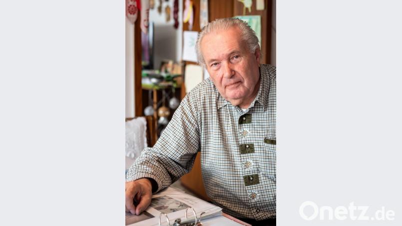 Albin Schmids Lebensmittelpunkt ist das Rote Kreuz. Seit fast 40 Jahren ist er mit &quot;Leib und Seele BRKler&quot;. Bild: pml