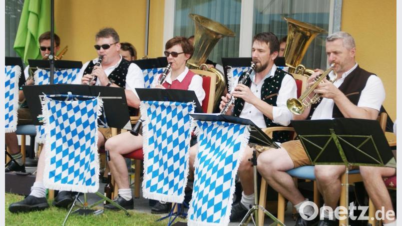 Die &quot;Neunburger Böhmischen&quot; übernahmen die musikalischen Unterhaltung. Bild: agr