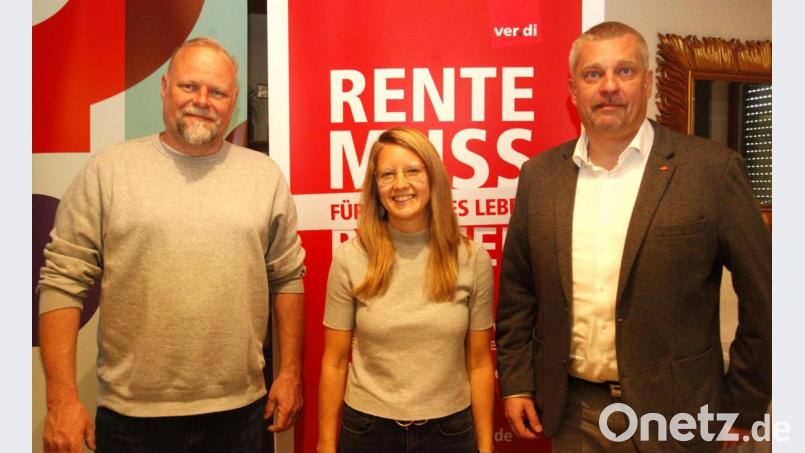 Gewerkschaftssekretär Pascal Attenkofer, DGB-Sekretärin Katja Ertl und Rentenexperte Peter Hofmann (von links) sprachen beim „Zukunftsdialog“ des Deutschen Gewerkschaftsbundes. Bild: Hirsch