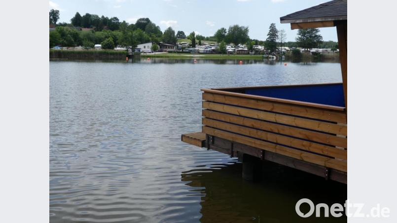 Die Camper dürfen nach Aufhebung des Badeverbots nun wieder im Rußweiher baden. Bild: rn