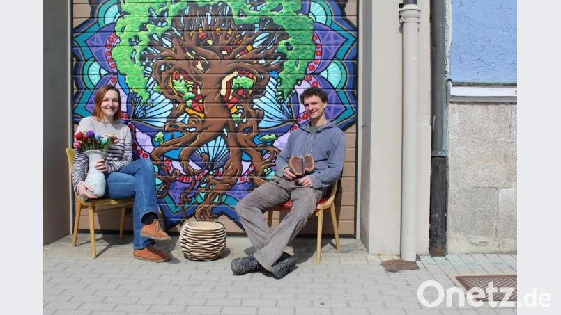 Kunstvolle Unikate - keine Massenware: Dieses Ziel verfolgen Jana von Janso und Jakob Mühlbauer in ihrem Laden in Weiden. Dafür haben sie sich ein besonderes Projekt einfallen lassen. Bild: eva