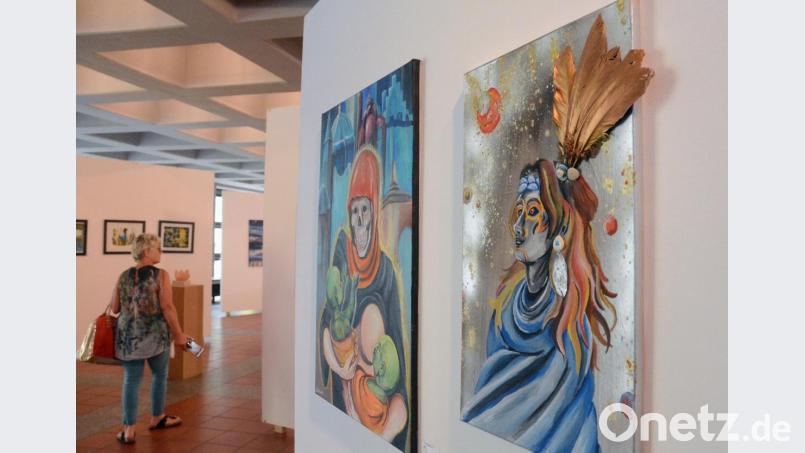 Das Bild „Indian Dream“ hat Bettina Hammer gemalt. Sie nimmt als Gastkünstlerin an der Pfingstausstellung teil. Bild: Gabi Schönberger