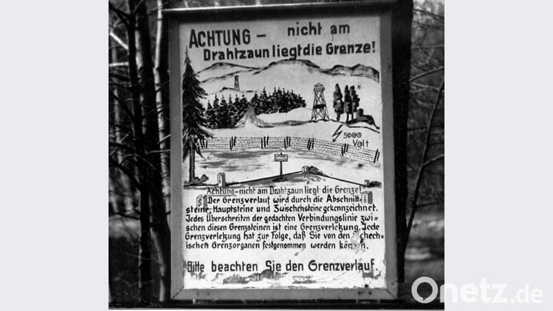 Bis 1989 standen viele dieser Warntafeln entlang des Eisernen Vorhangs auf deutscher Seite. Archivbild: cr