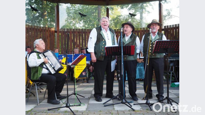Die &quot;Waldhauser Sänger&quot; mit Fred Fröhlich Bild: krb
