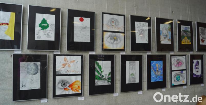 Noch bis zum 25. Juni kann die Bilderausstellung der Schüler der Gregor-von-Scherr-Realschule besichtigt werden. Bild: weu