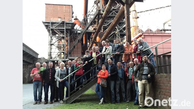 Das Eisenhüttenwerk mit seinen Hochöfen im Industriepark Duisburg ist bei der JU-Revival-Tour in den Ruhrpott einer der Höhepunkte. Bild: mor