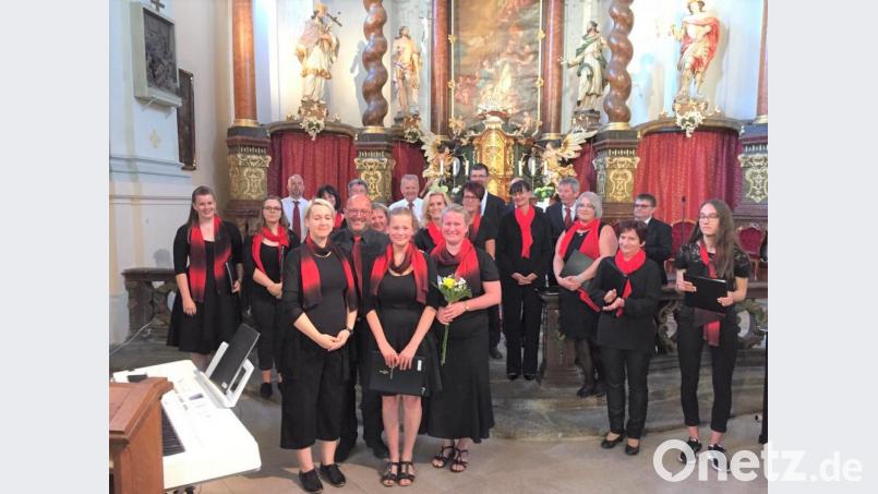 Der Pleysteiner Kirchenchor gastiert beim „13. Internationalen musikalischen Sommer“ in der Dekanalkirche St. Nikolaus in Bor (Haid). Bild: tu