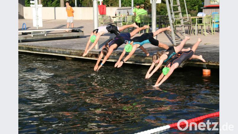 Die Teilnehmer des RSC Marktredwitz beim Training im Waldershofer Kösseinebad. Bild: fpoz