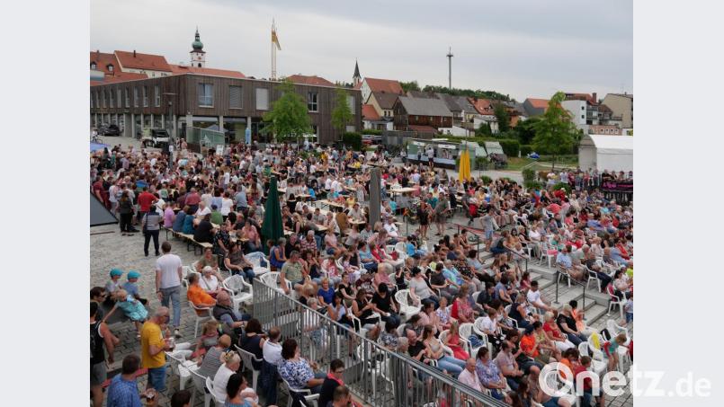Rund 1000 Besucher ließen sich am magischen Freitagabend verzaubern. Bild: tr