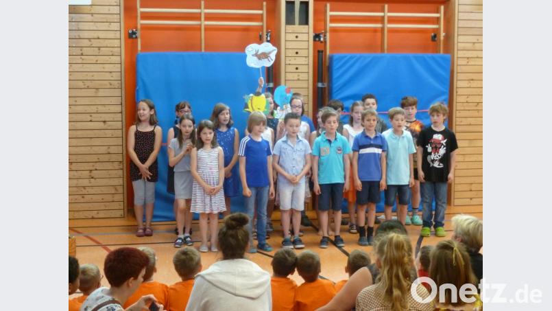 Am Aktionstag Musik an der Hohenburger Grundschule beteiligten sich sowohl die Schüler als auch die Kindergartenkinder der Gemeinde. Bild: hah