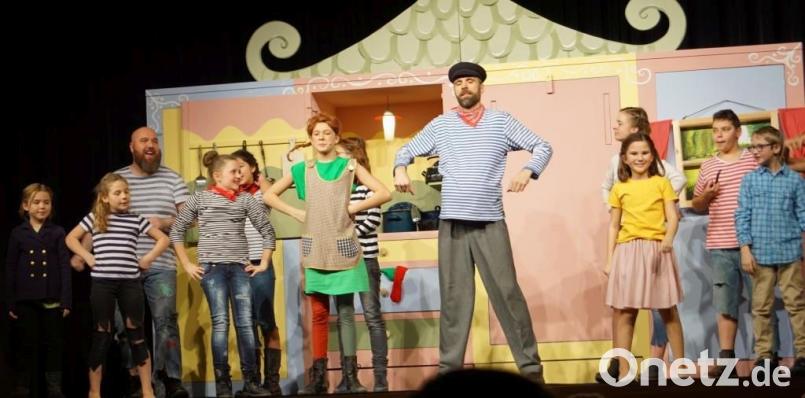 Das Familienmusical „Pippi Langstrumpf“ sollte sich im Februar 2019 zum Megaerfolg entpuppen. 3906 Zuschauer an den verschiedenen Spielorten in Pfreimd, Ursensollen, Neunburg v.W., Pertolzhofen und Regenstauf wurden gezählt. Ende Juni folgt eine Wiederaufnahme als Open Air auf Schloss Burgtreswitz. Archivbild: weu