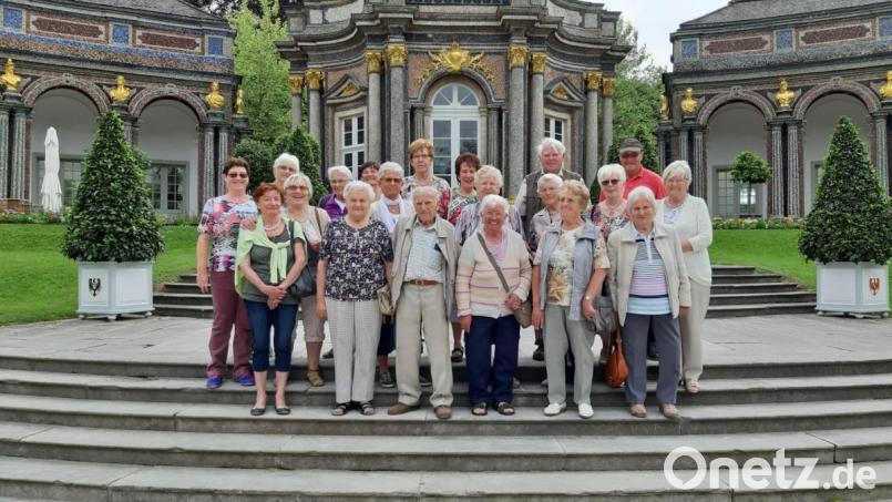 Die Teilnehmer des Tagesausfluges nach Bayreuth mit Reiseleitung Christa Suttner (links). Bild: exb