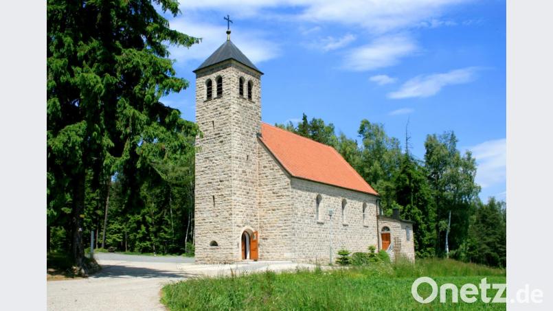 Die Peterskirche in Wäldern im Steinwald. Der Förderverein feiert am Sonntag, 30. Juni das Petersfest. Bild: njn