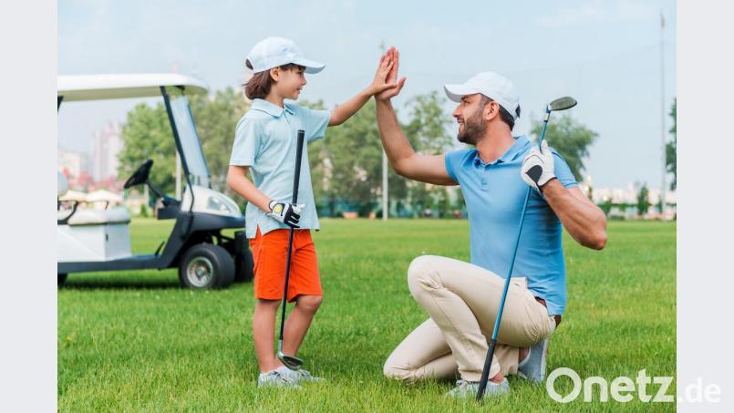 Junge Golfspieler Bild: © gstockstudio – stock.adobe.com