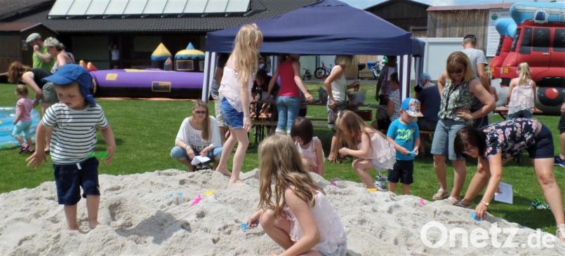 Nach Herzenslust im Sand buddeln. Welches Kinderherz kann da widerstehen? Bild: jml
