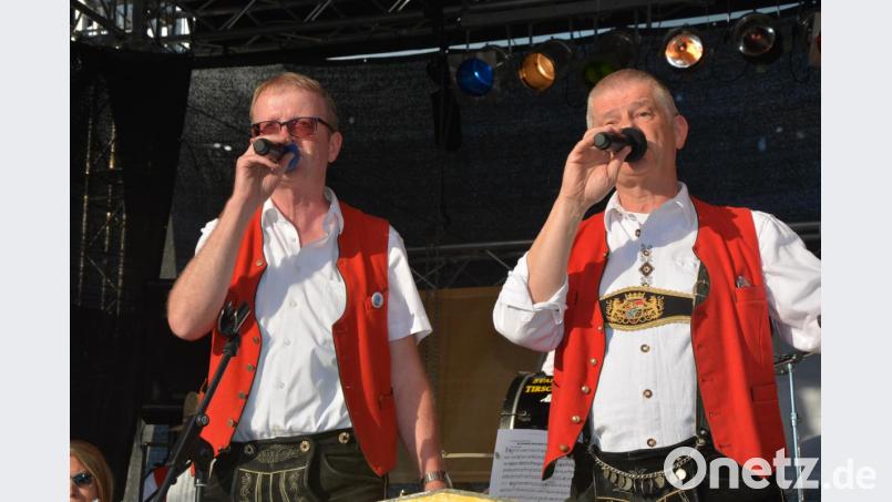 Das Gesangsduo Stefan Reber (links) und Martin Bartsch überzeugte. Bild: jr