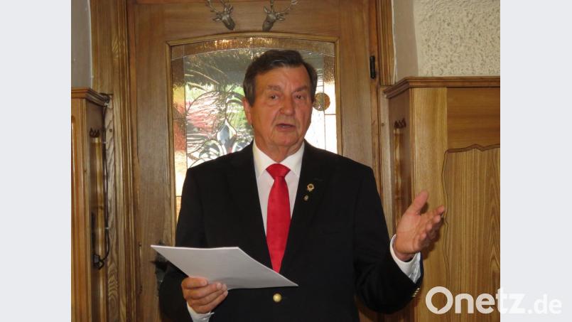 Franz Göhl informierte die Clubmitglieder unter anderem auch darüber, dass er nun als Vize-District-Governor eingesetzt sei und im Jahr 2020 zum District-Governor Bayern Ost ernannt werde. Bild: ubb