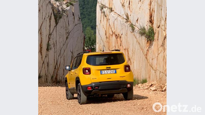 Jeep Renegade auf Testfahrt im Marmorsteinbruch nahe Verona. Bild: Michael Ascherl