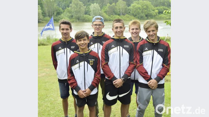 Wasserski Haidweiher

Das Juniorenteam des WSC Haidweiher



Bild: Ziegler Bild: Hubert Ziegler