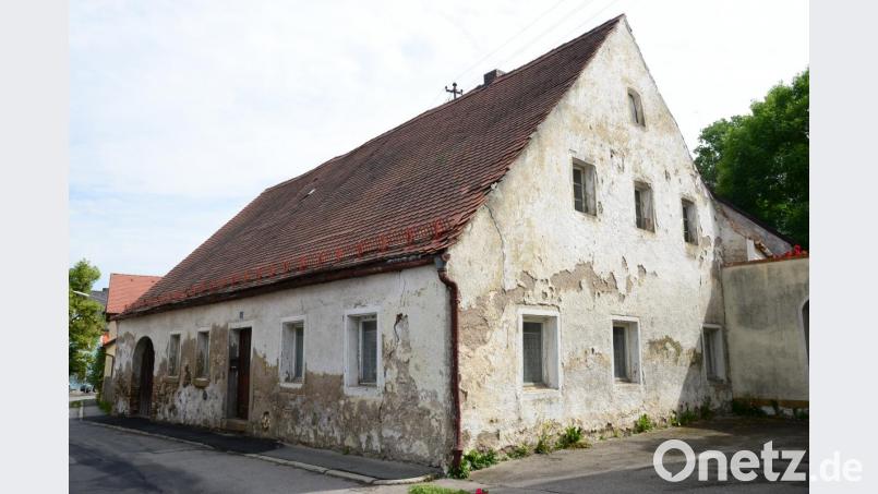 Das sogenannte &quot;Braumeister-Haus&quot;, dessen Eigentümer vor kurzem verstorben ist, gehört auch zu dem von ums-Stadtstrategien ermittelten Sanierungsbedarf. Bild: bey