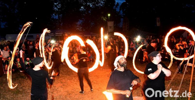 Die Feuershow steigt am Samstag im Stiber-Lager. Bild: Petra Hartl