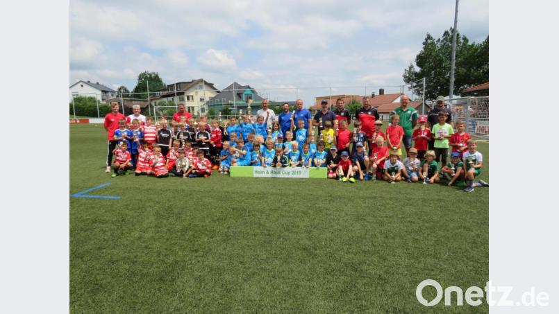 Die Teilnehmer am Turnier der F-2-Junioren Bild: adj