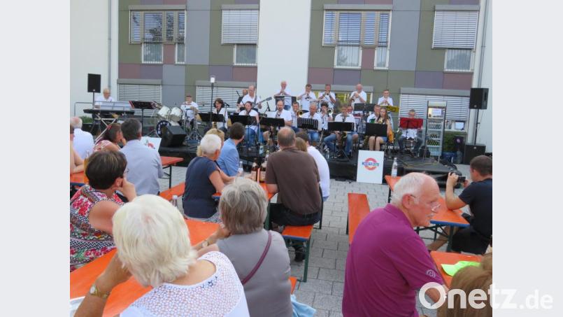 Von Glenn Miller bis Count Basie mit der Metro Big Band Bild: adj