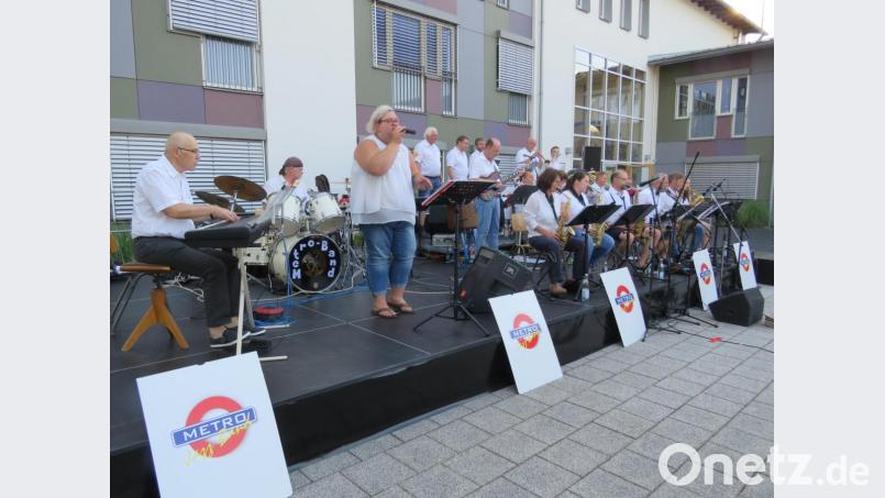 Von Glenn Miller bis Count Basie mit der Metro Big Band Bild: adj