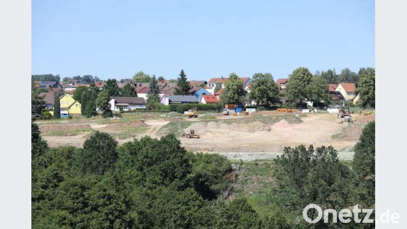 Im Neubaugebiet haben die ersten Bauherren schon begonnen. Bild: njn