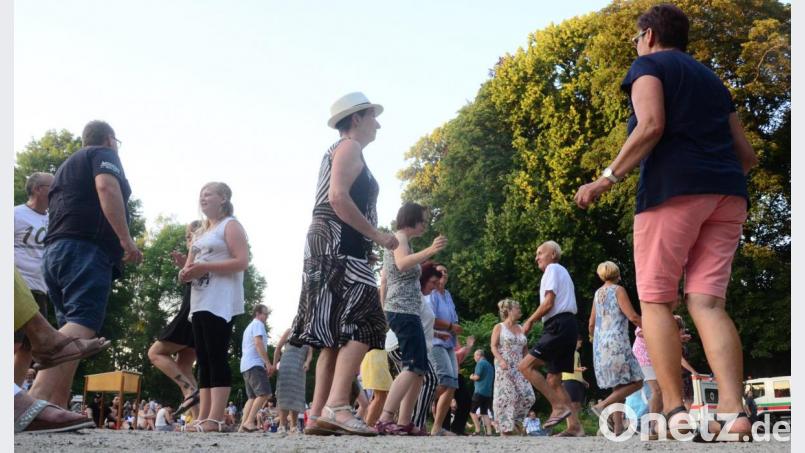 Der Austro-Pop ging vielen gehörig in die Beine. Bild: Kunz