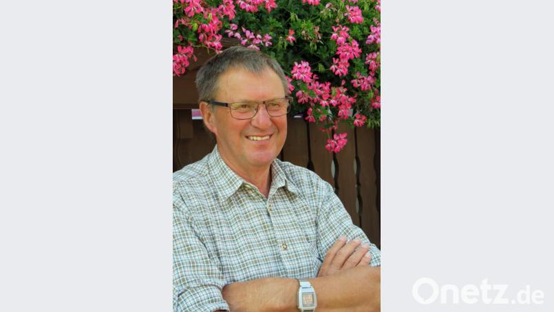 Er packt immer mit an, wenn es um seinen Verein geht: Hans Kemptner feiert 70. Geburtstag. Bild: Houschka