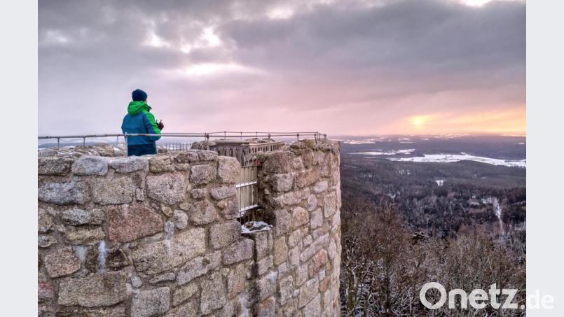 &quot;Aussicht von der Burgruine&quot;: Ein Selfie aufgenommen mit der Drohne. Bild: Matthias Kunz/exb