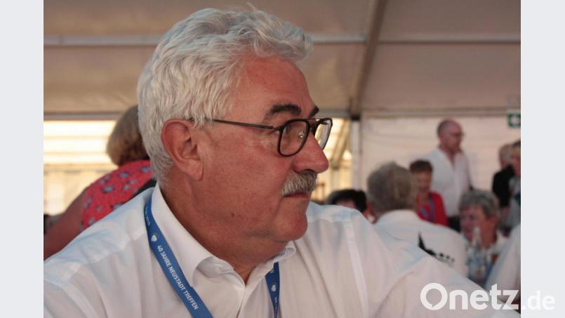Der Bürgermeister von Neustadt/WN, Rupert Troppmann, beim Neustadt-Treffen in Bad Neustadt an der Saale Bild: ui