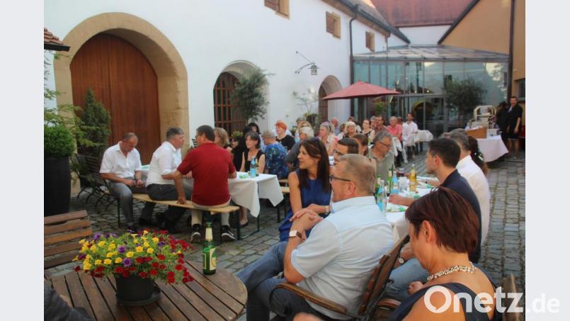 Das gabs noch nie: Der Einladung zum 1. Händlerempfang des Oberbürgermeisters waren viele Gewerbetreibende gefolgt. Bild: kmo