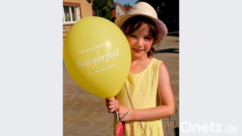 Alt und Jung haben ihren Spaß auf dem Fest der Schwarzenfelder Bild: mab