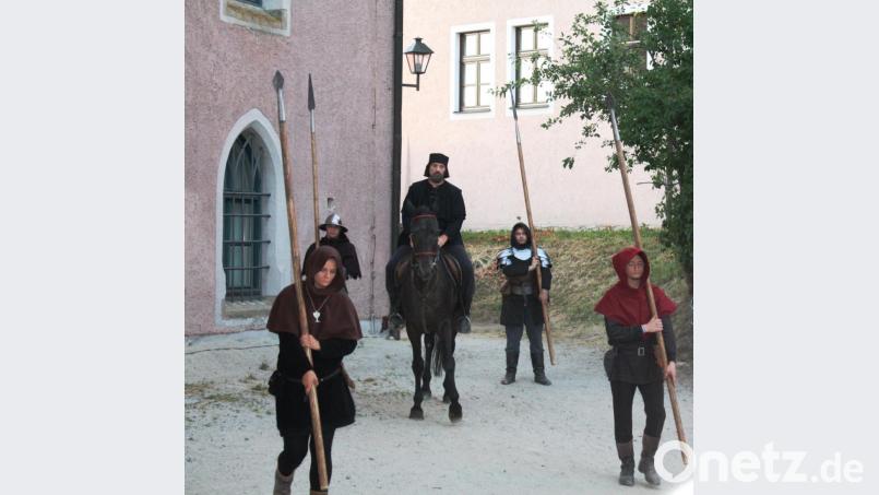 Jan Hus auf seinem verhängnisvollen Weg nach Konstanz. Bild: lg