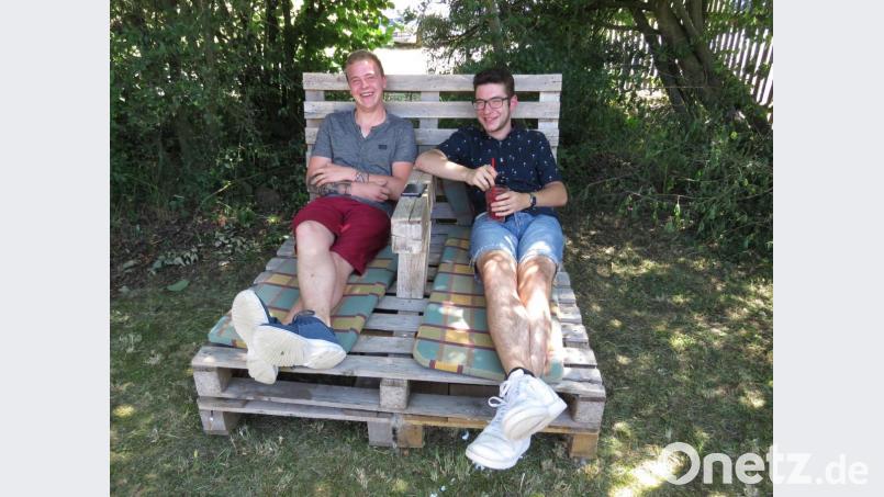 Bei der Hitze ist es am Besten, man macht es sich gemütlich an einm schattigen Plätzchen. Bild: ubb